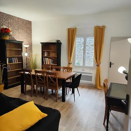 Semesterbostad Le Senlisien *